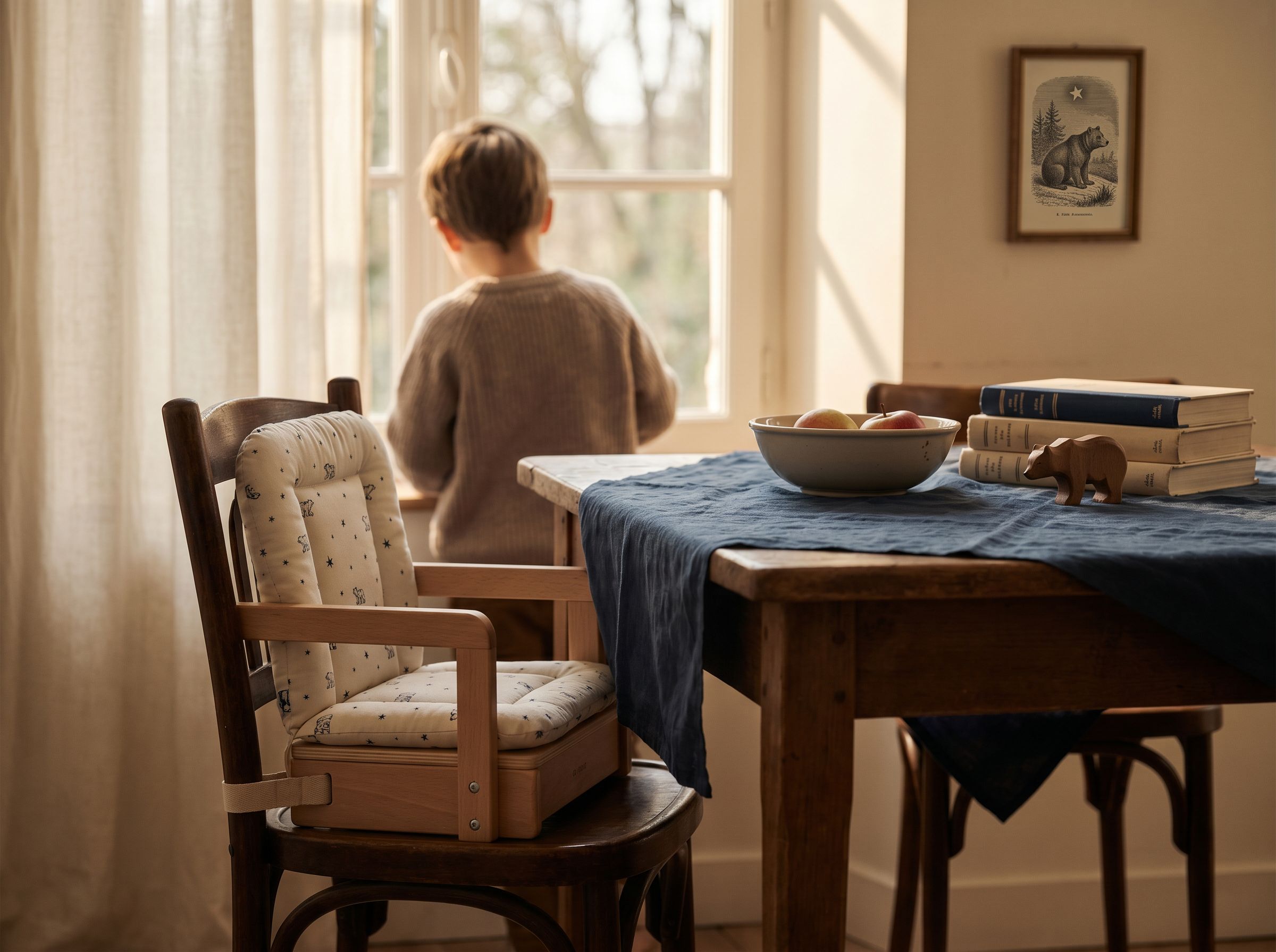 Posture et développement de l’enfant : le rôle du rehausseur de chaise
